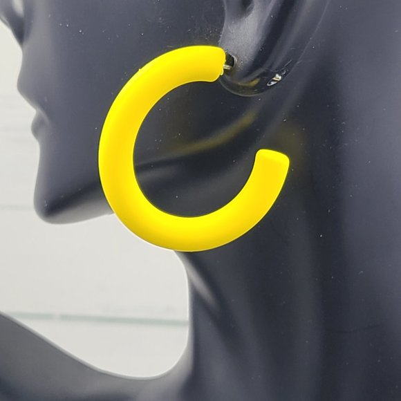 1.5" Semi Oblong Yellow Matte Texture Half Hoop Earrings - Picture 2 of 10